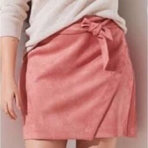 LOFT Faux Suede Summer Rose Mini Skirt w/belt NWT